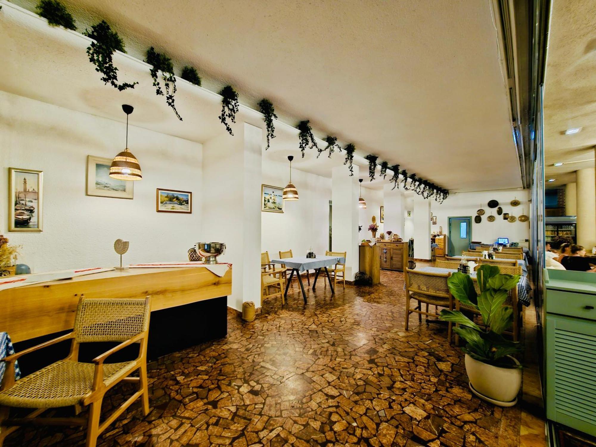 Hotel Carmen Эфорие Норд Экстерьер фото